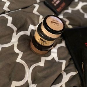 Setting powders Sasha and Ben nye never used